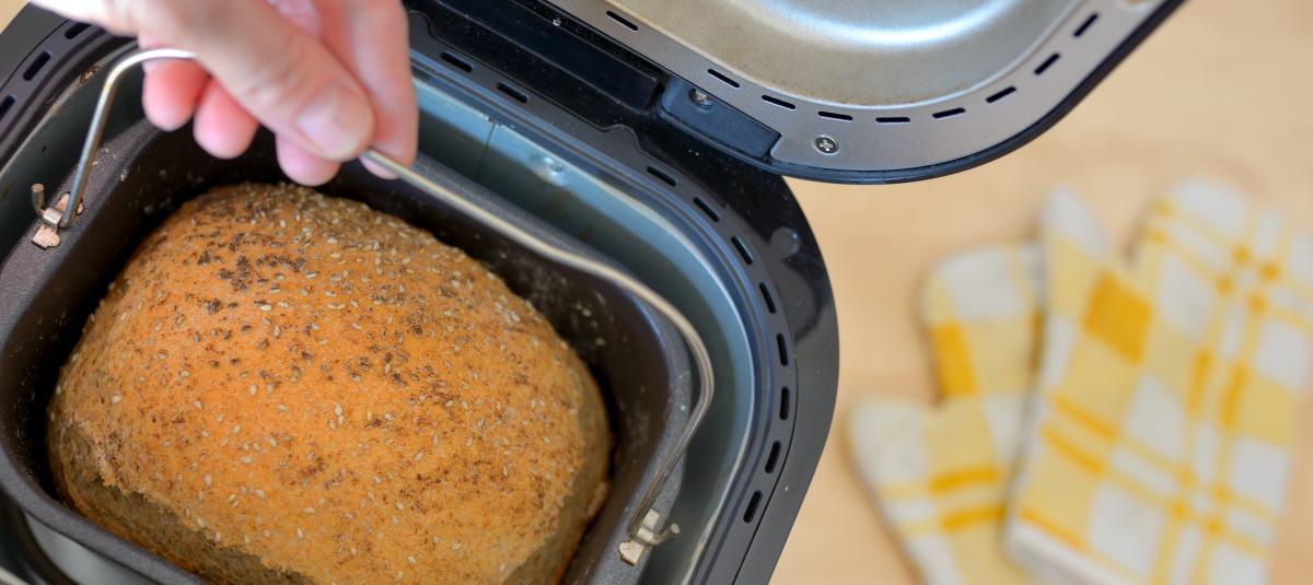 banner of Bread Machines Can Turn Any Kitchen Into a Bakery (theessentialbs)