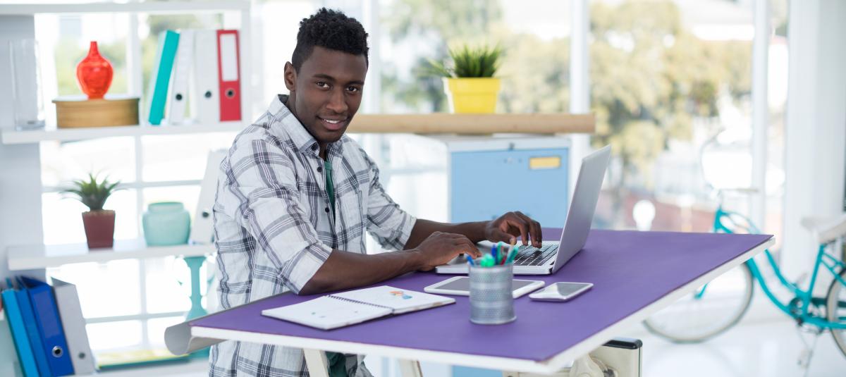 banner of People Who Use Standing Desks Swear By Them (theessentialbs)